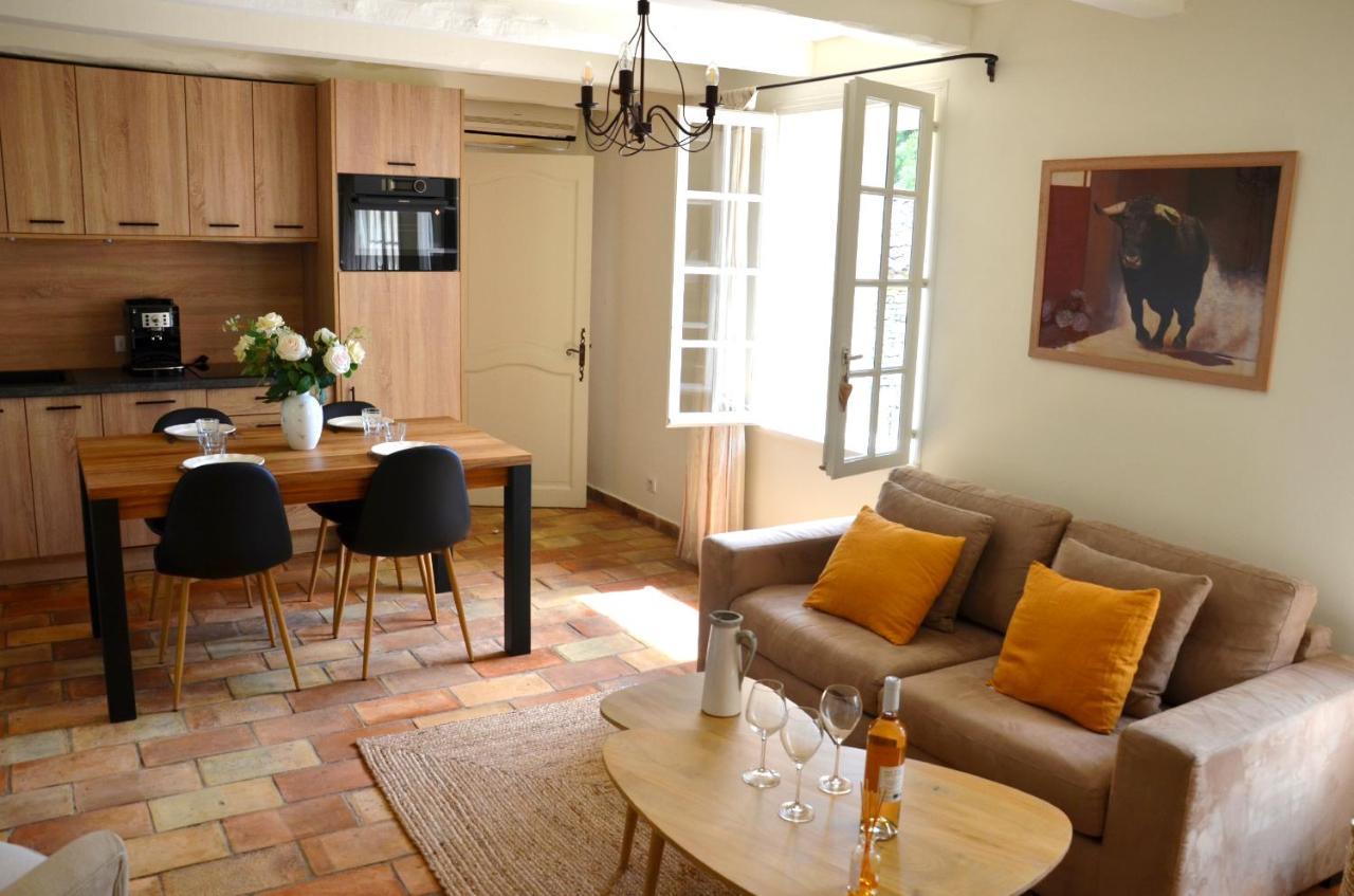 Le Jas Des Parpaillous Apartment L'Isle-sur-la-Sorgue Luaran gambar